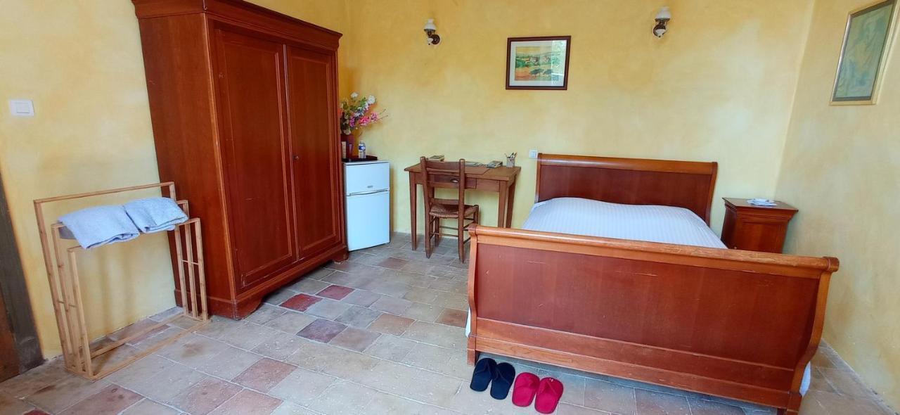 Mas Du Puits Blanc Bed and Breakfast Sernhac Εξωτερικό φωτογραφία